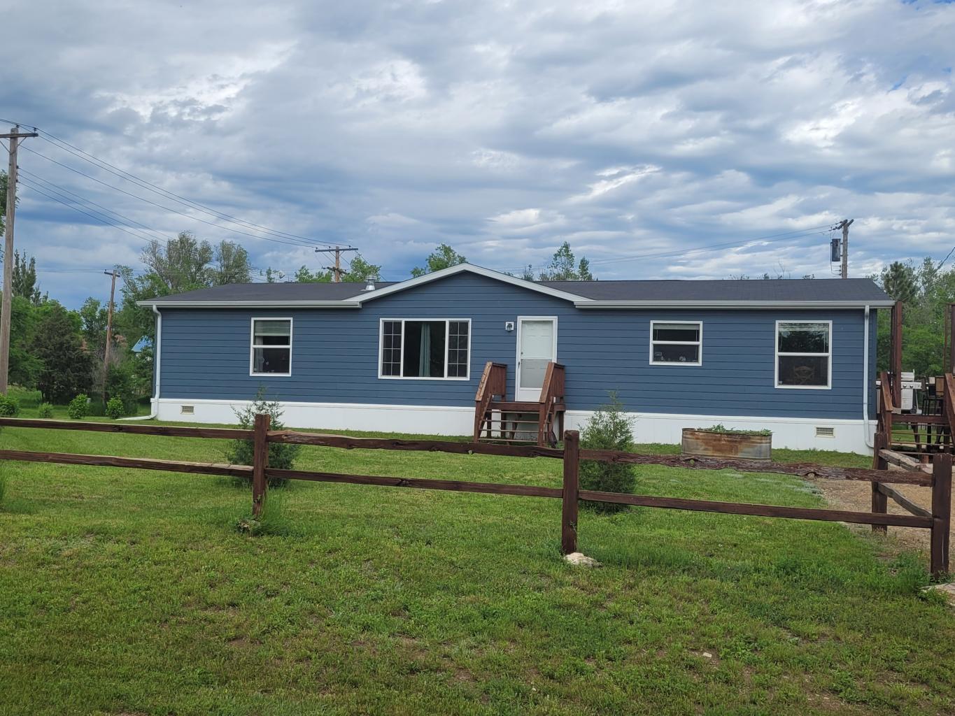 Manufactured Home situated on 3 City Lots - Morristown, SD